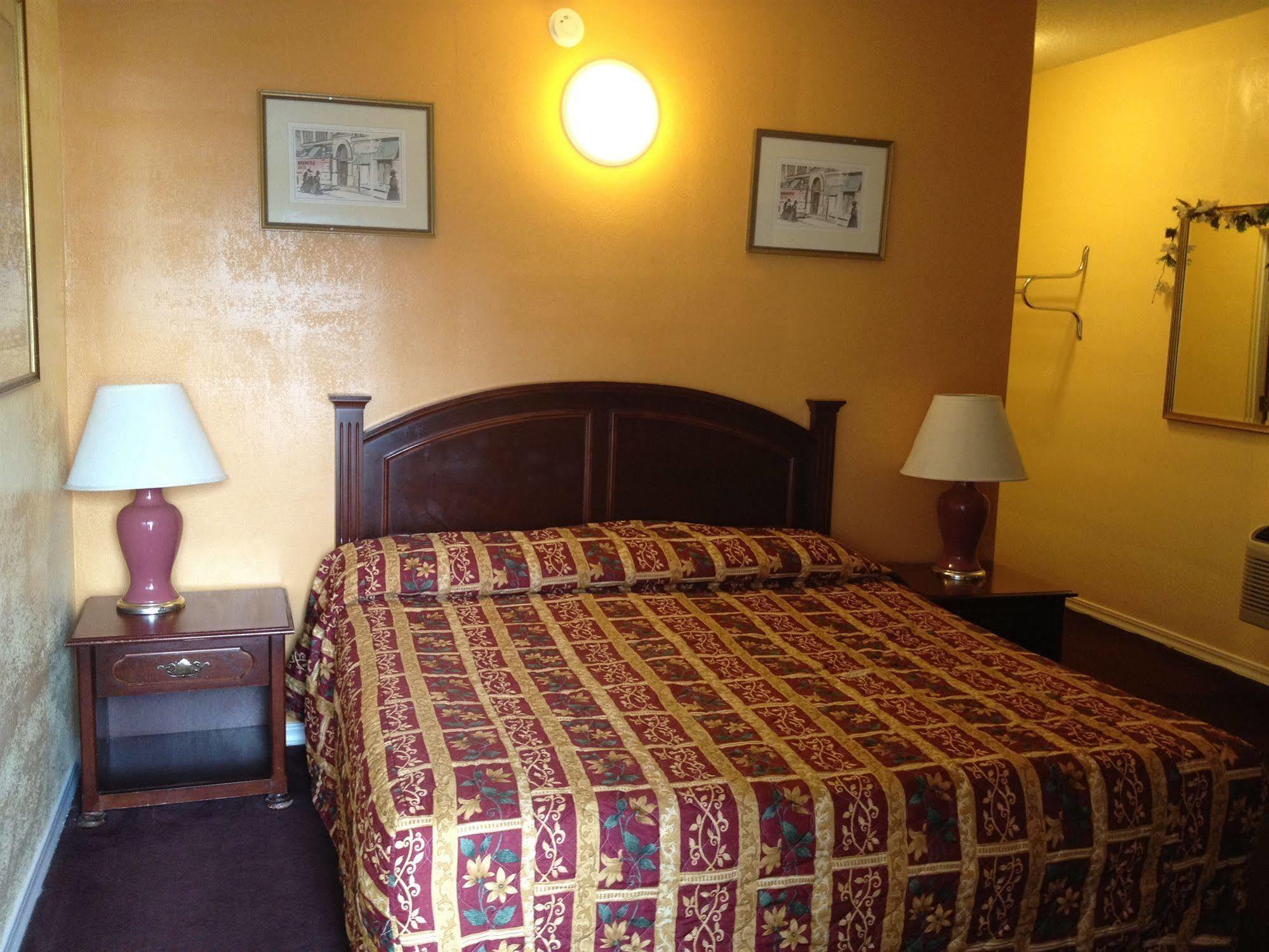 Budget Inn Of America Medford Exterior foto