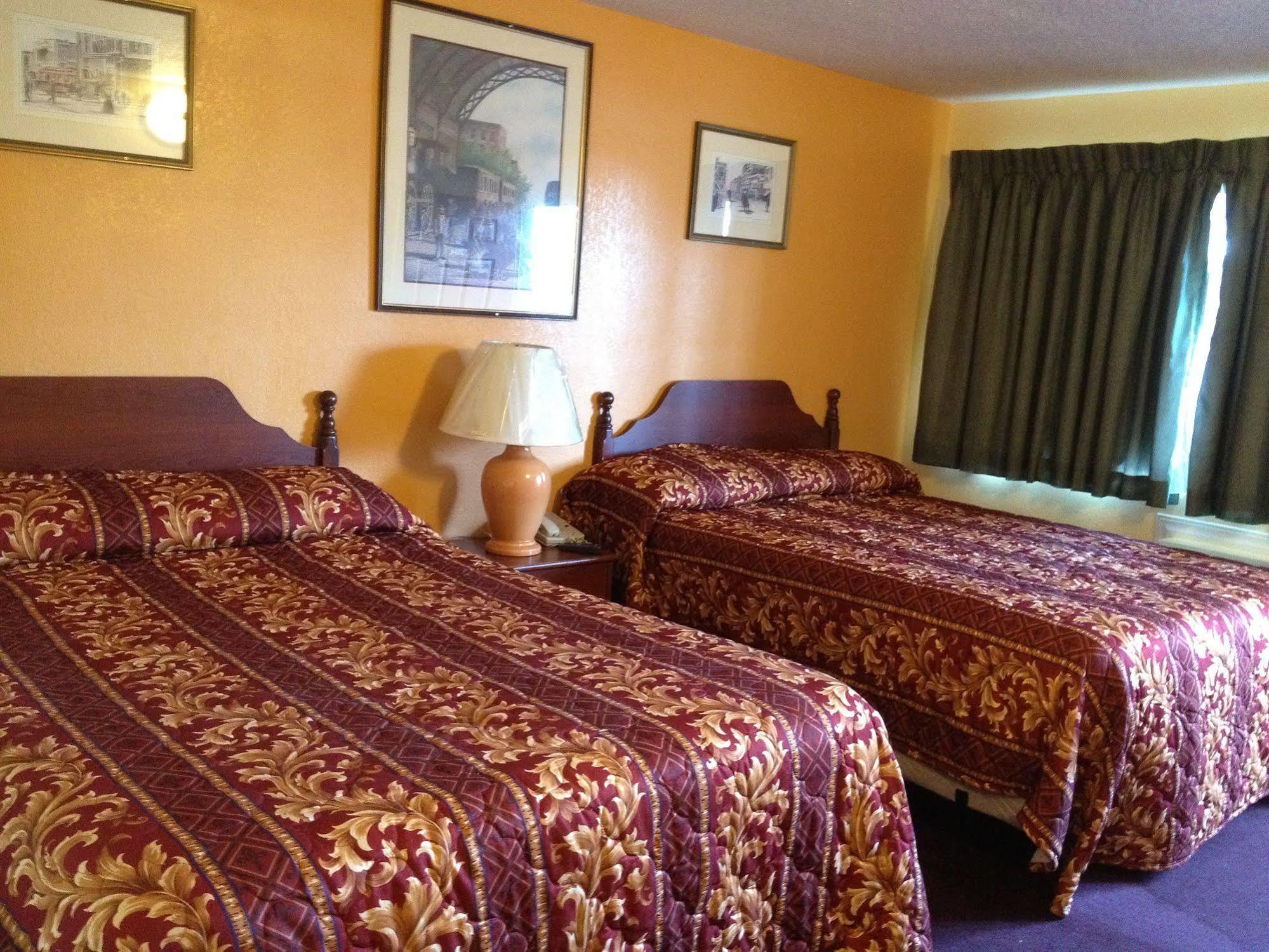 Budget Inn Of America Medford Exterior foto